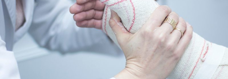 catastrophic injury in a hard cast